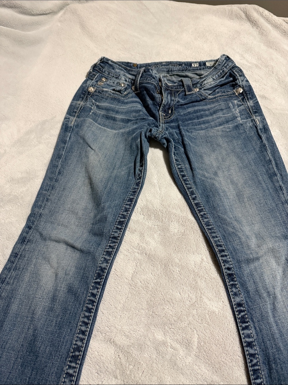 Miss Me Skinny Jeans in Distressed Blue Denim